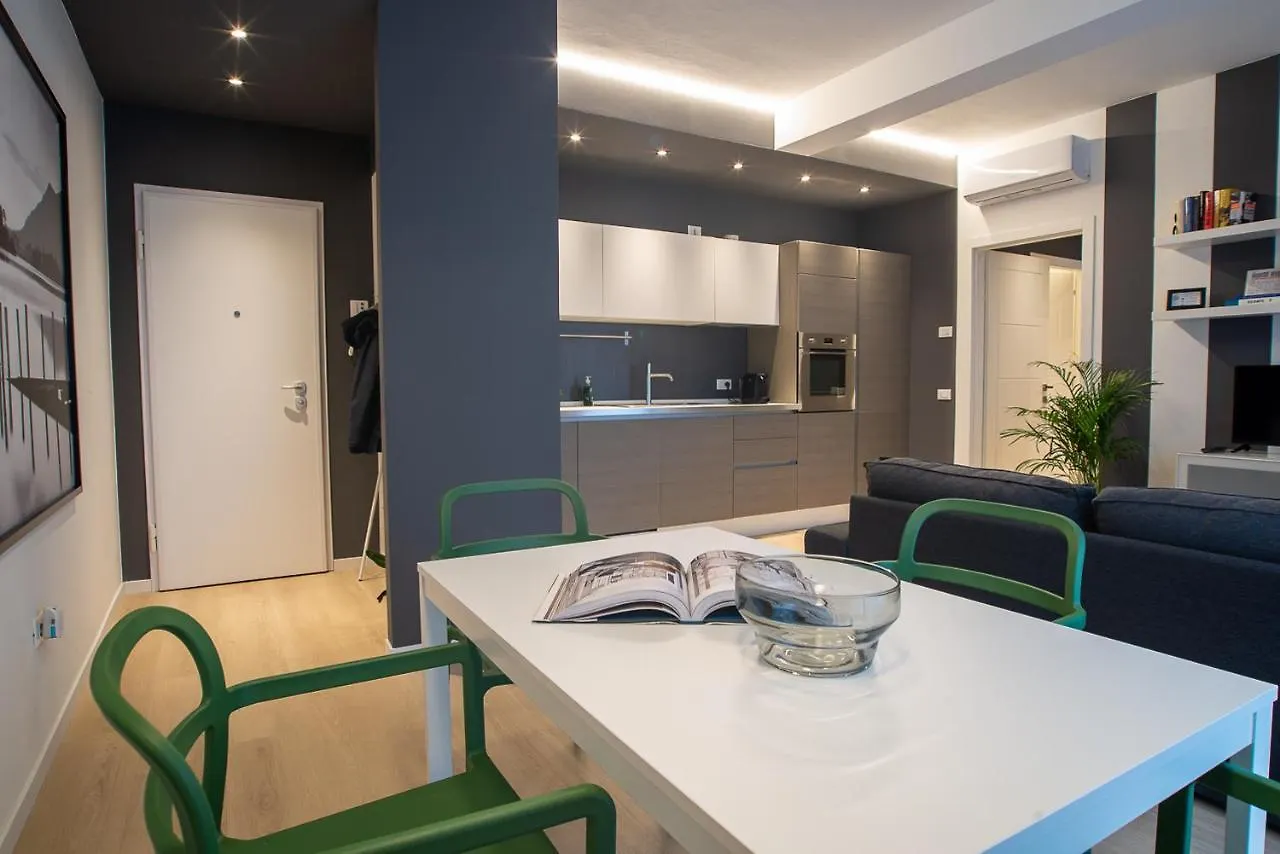 Br Treviso Train Station Apartments